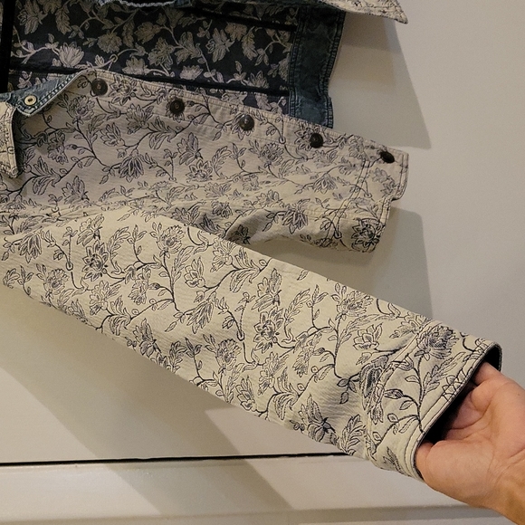 AJ ARMANI JEANS/ 10 / PRINT - Picture 9 of 12